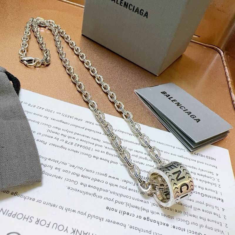 Balenciaga Necklace 10yxx83